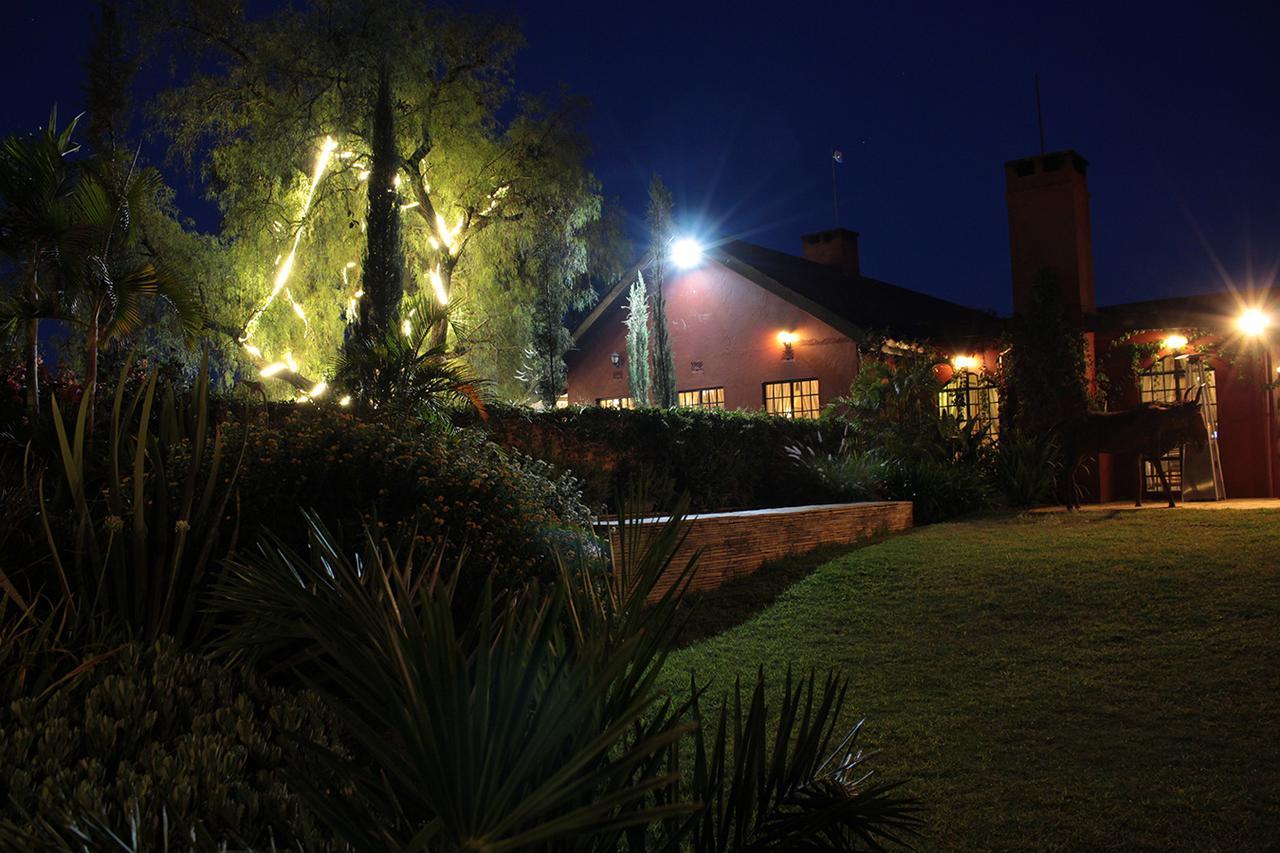 Le Rustique Hotel Nanyuki Buitenkant foto