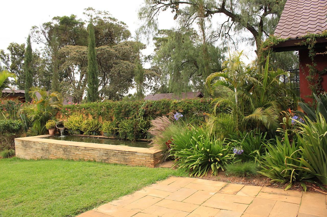 Le Rustique Hotel Nanyuki Buitenkant foto