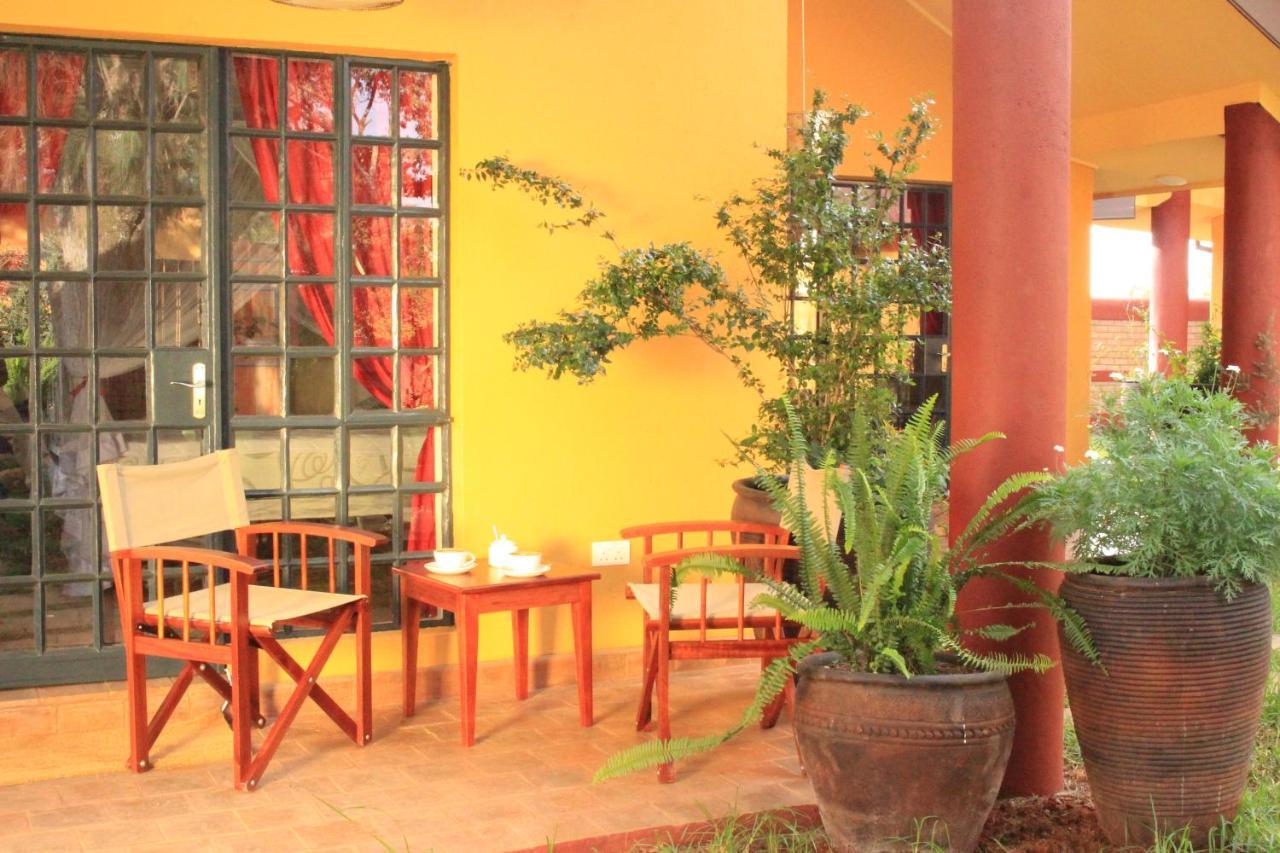 Le Rustique Hotel Nanyuki Buitenkant foto